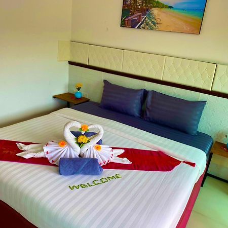 At Home Hotel Patong Dış mekan fotoğraf