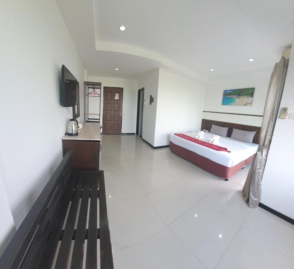 At Home Hotel Patong Dış mekan fotoğraf