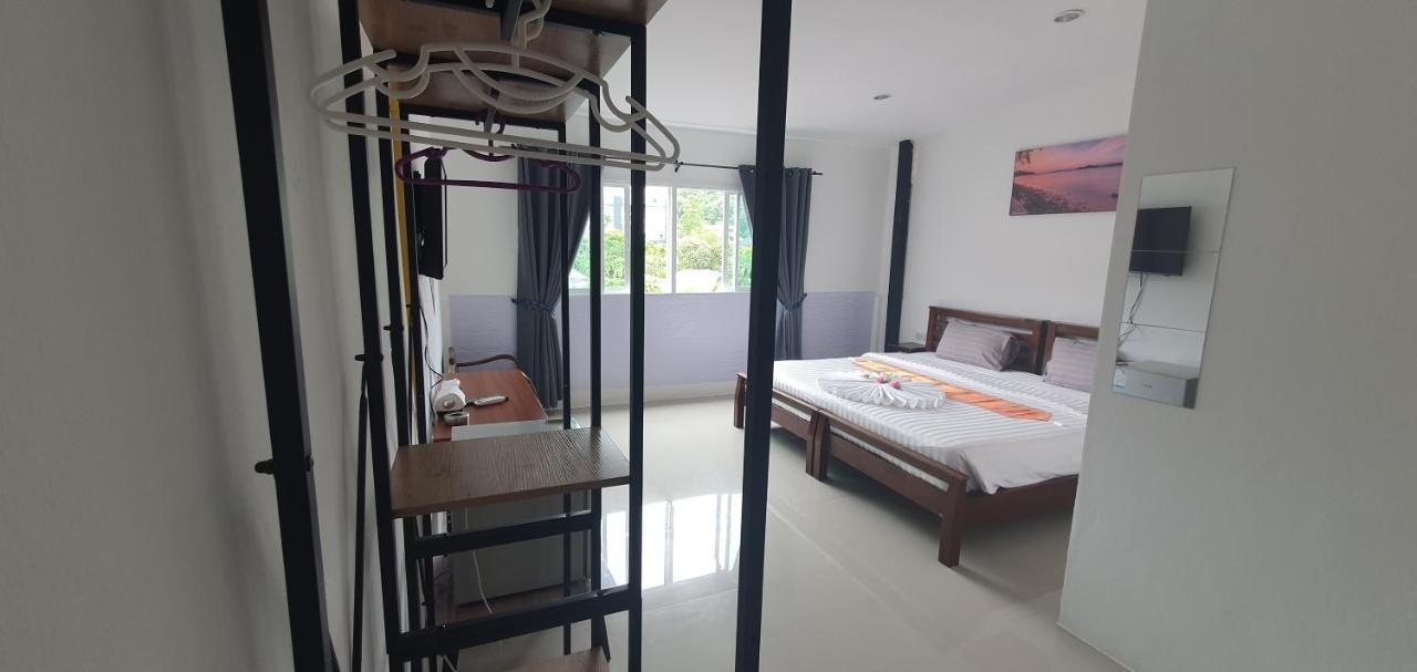 At Home Hotel Patong Dış mekan fotoğraf
