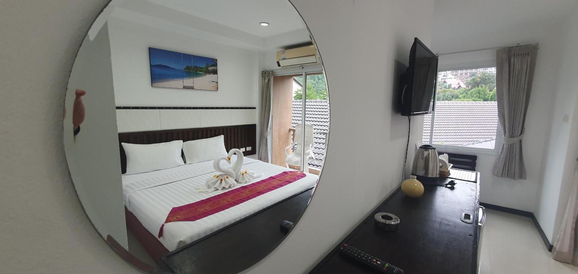 At Home Hotel Patong Dış mekan fotoğraf
