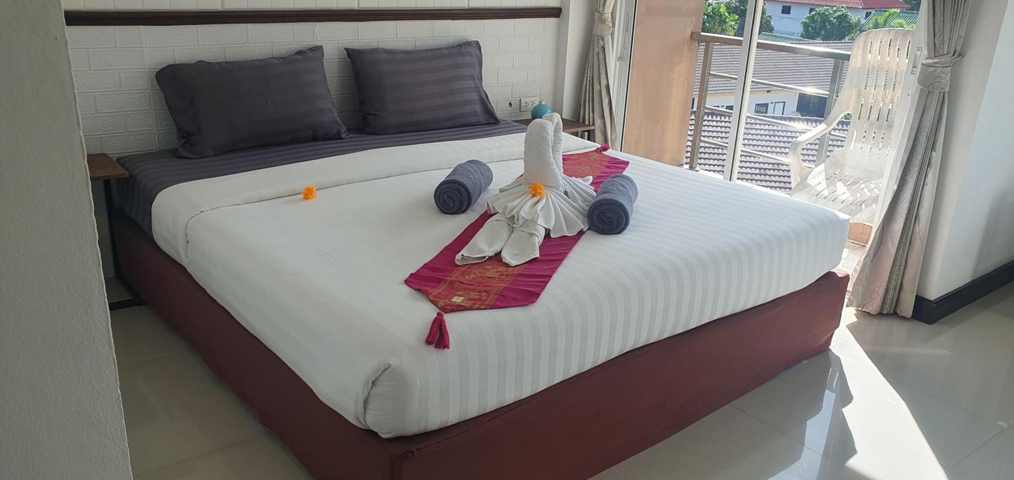 At Home Hotel Patong Dış mekan fotoğraf