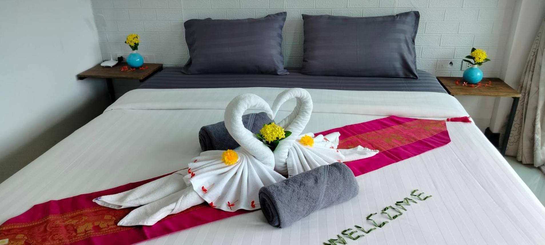 At Home Hotel Patong Dış mekan fotoğraf