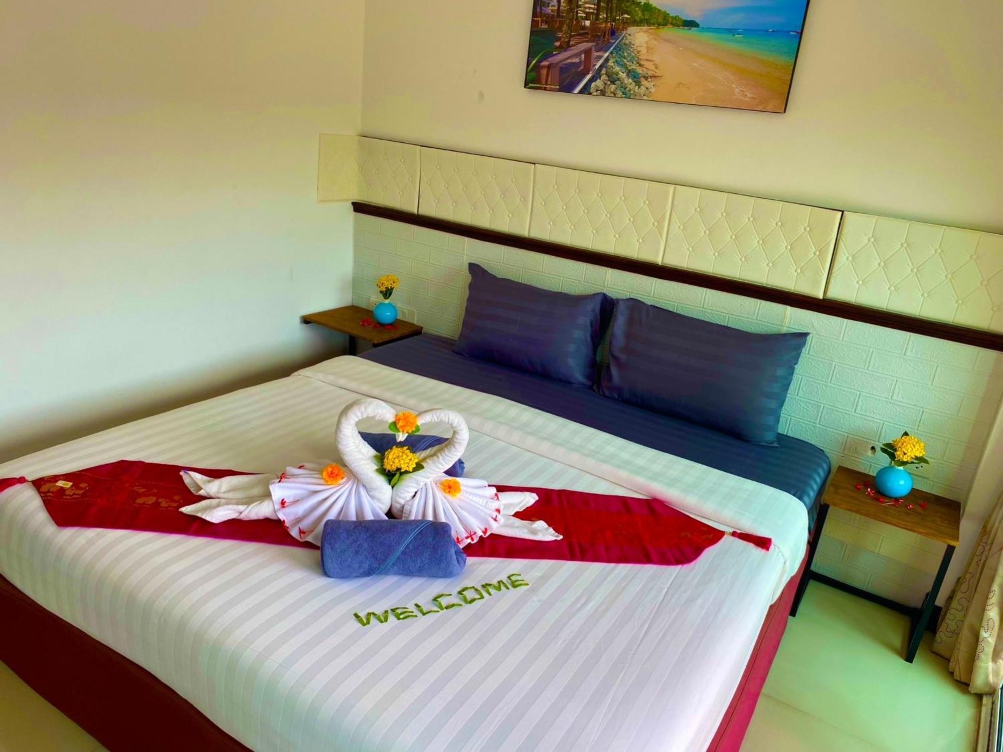 At Home Hotel Patong Dış mekan fotoğraf